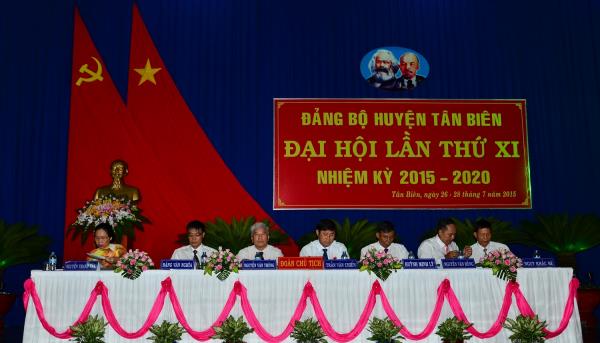 Đại hội đại biểu Đảng bộ huyện Tân Biên (nhiệm kỳ 2015 – 2020): Phấn đấu xây dựng huyện ngày càng giàu đẹp, phát triển và bền vững